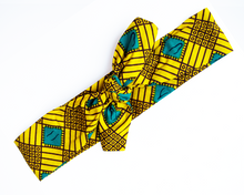 Load image into Gallery viewer, Wired headband - Yellow Green Diamonds
